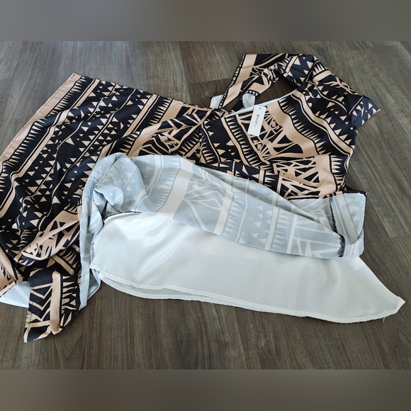 NWT Aztec Asymmetrical Dress - Picture 15 of 16